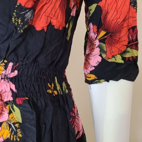 Kormei Dress - Picture 10 of 14